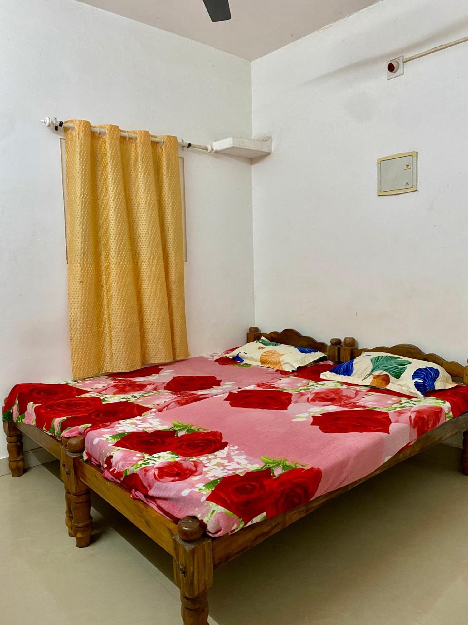 Rajatheeram Beach Homestay & Backwater Cruise Alleppey Alappuzha Dış mekan fotoğraf
