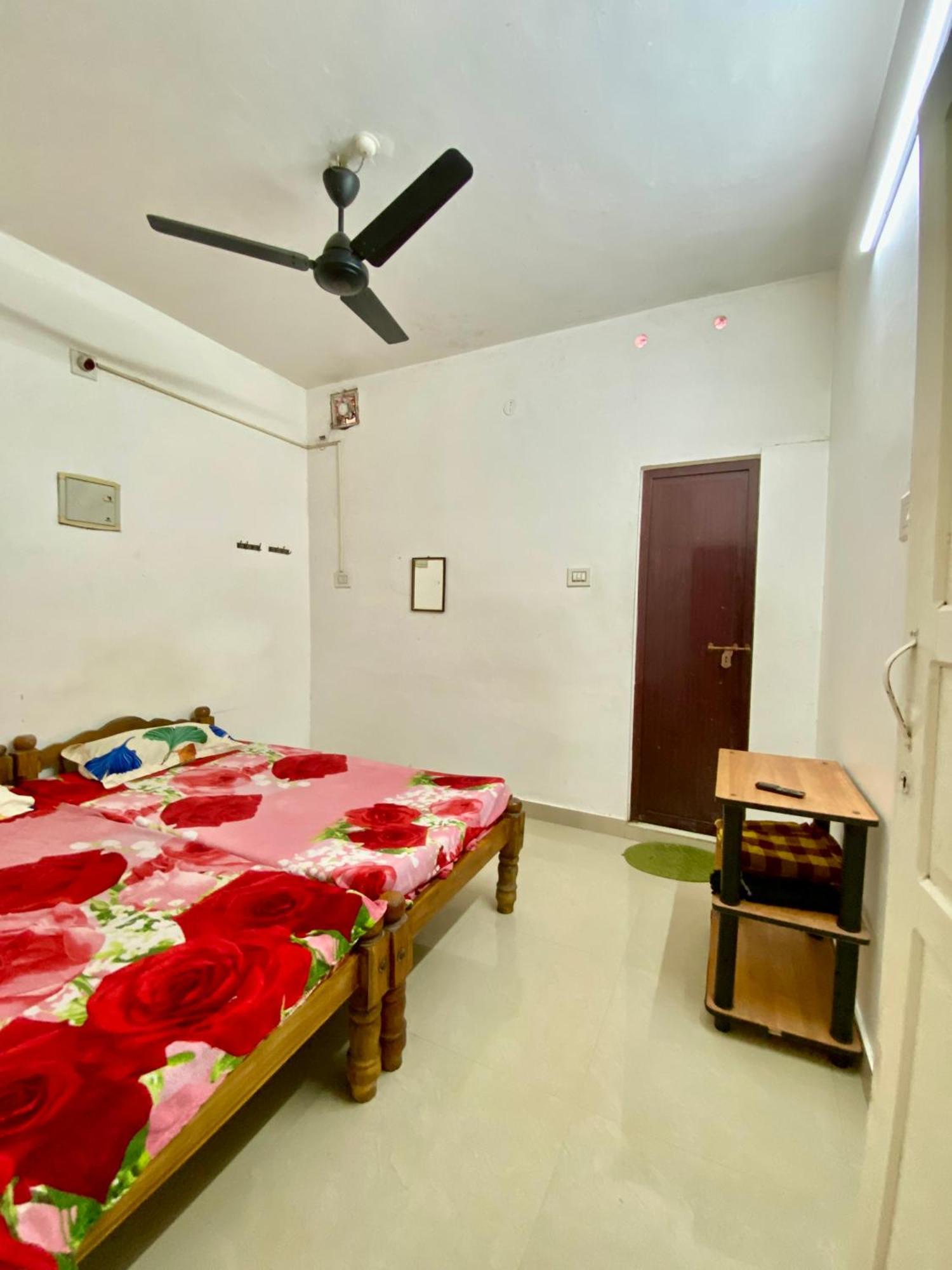 Rajatheeram Beach Homestay & Backwater Cruise Alleppey Alappuzha Dış mekan fotoğraf