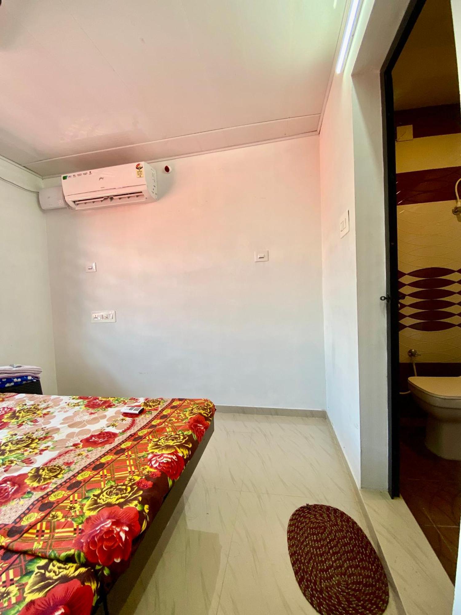 Rajatheeram Beach Homestay & Backwater Cruise Alleppey Alappuzha Dış mekan fotoğraf