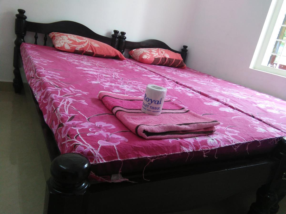 Rajatheeram Beach Homestay & Backwater Cruise Alleppey Alappuzha Dış mekan fotoğraf
